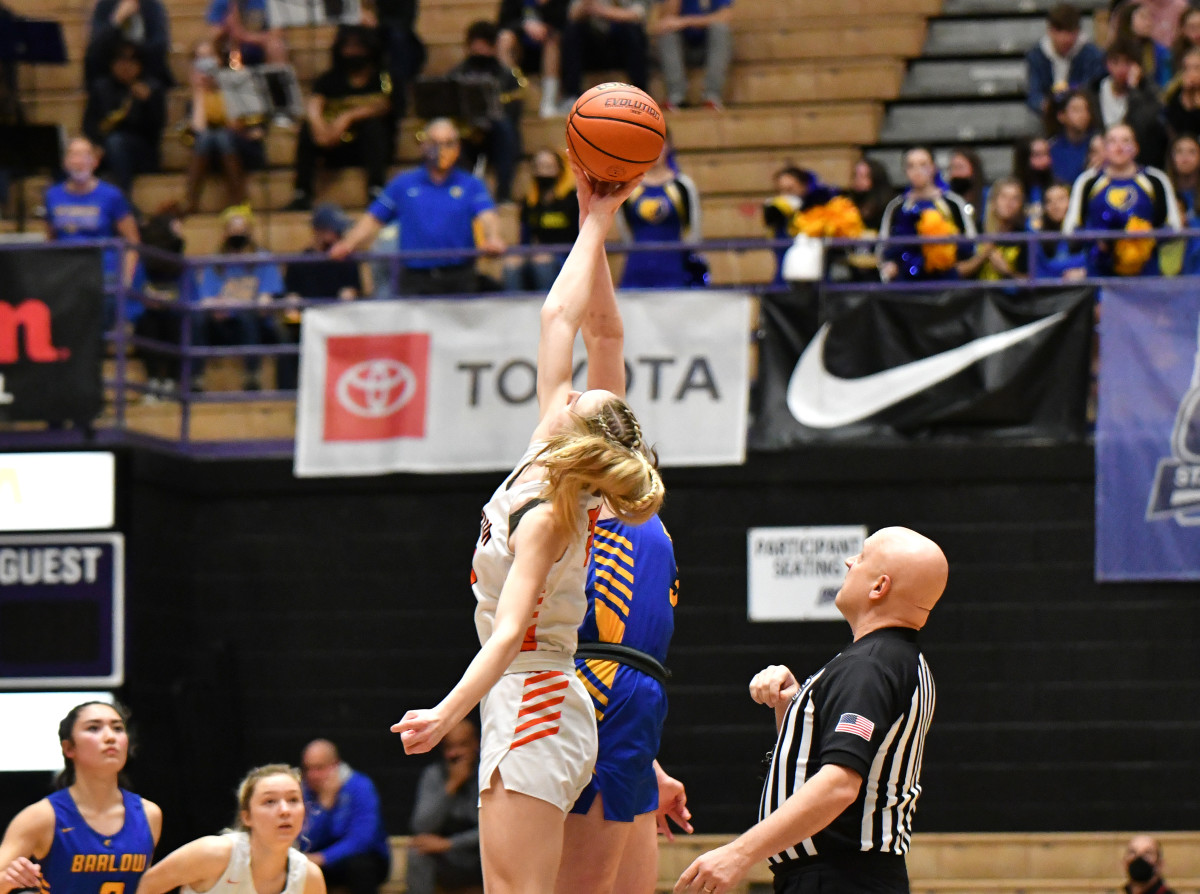 Beaverton Barlow girls basketball Taylor Balkom 22